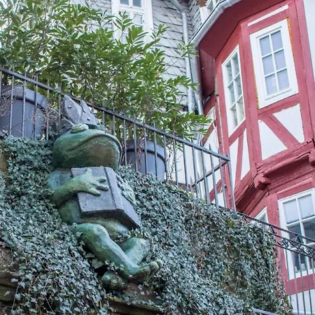 招待所 Harmony 3*